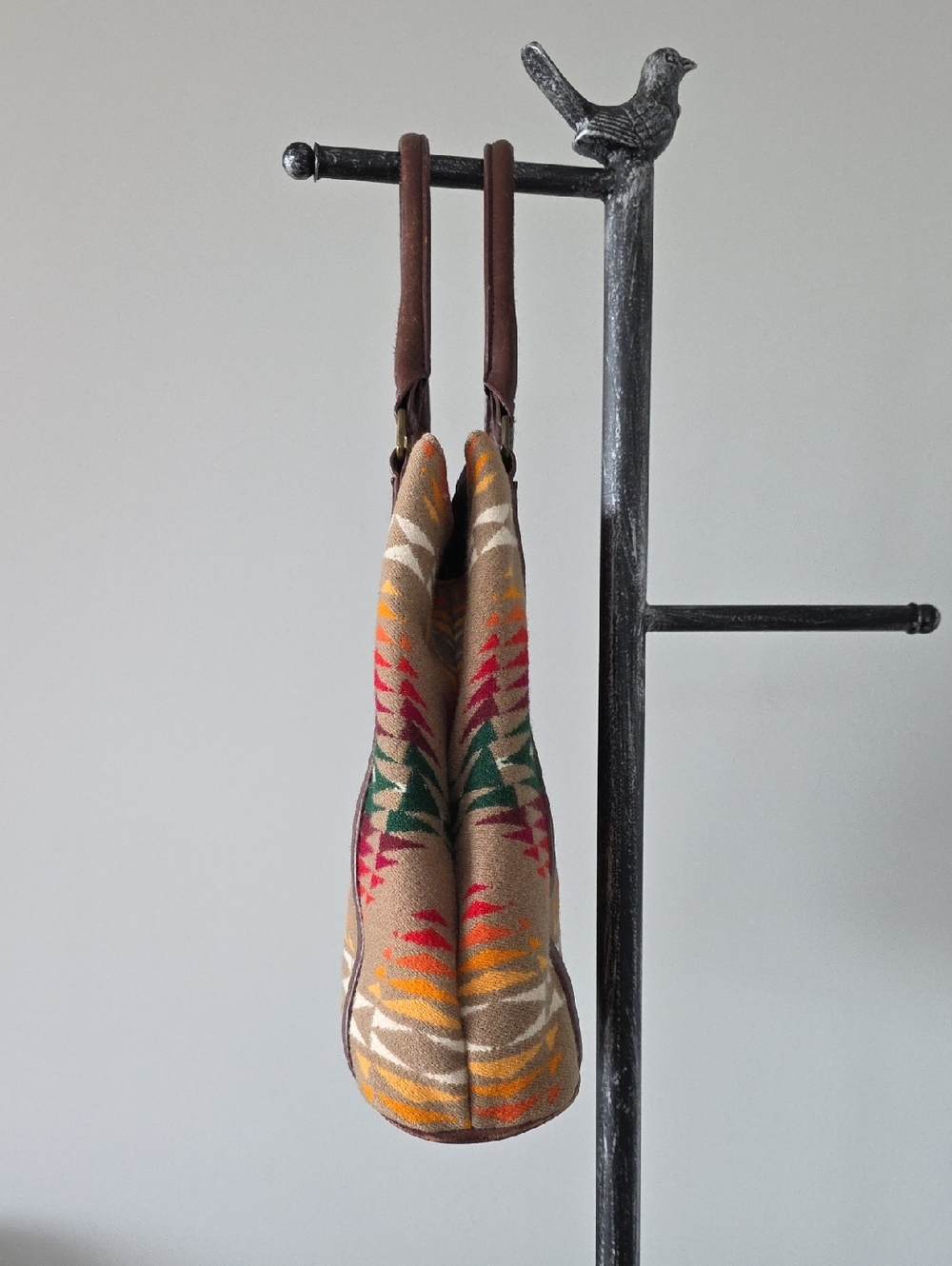 Pendleton Southwestern-style Wool Tote Bag - Picture 6 of 14